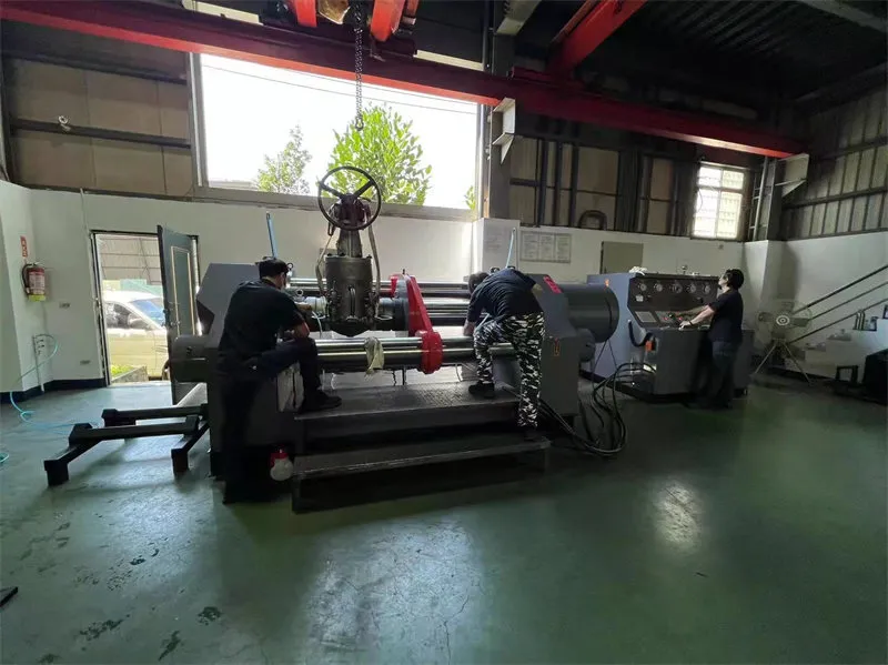 Крупногабаритный испытательный стенд, работающий на Тайване (2)